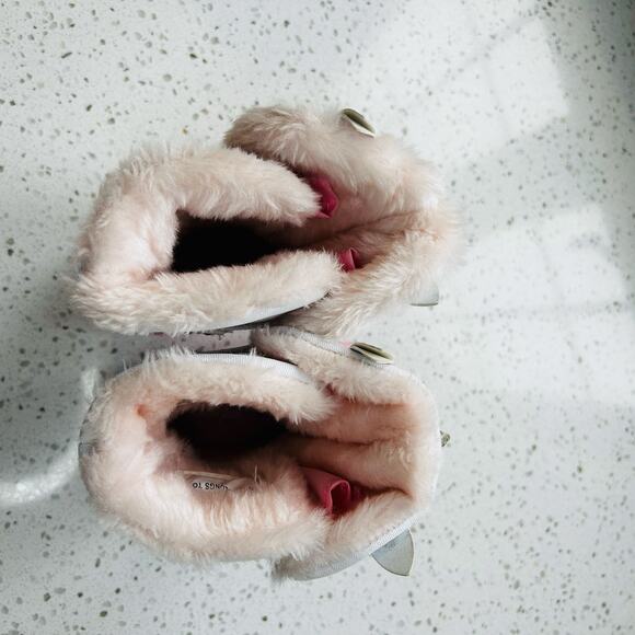 Unicorn Snow Boots Size Toddler 6 - Picture 8 of 9